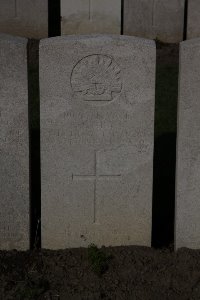 Lijssenthoek Military Cemetery - Mini, James