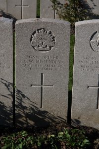 Lijssenthoek Military Cemetery - Missenden, Edward William
