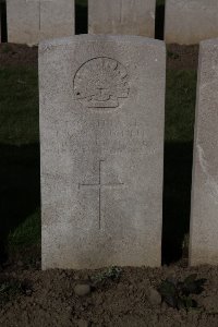 Lijssenthoek Military Cemetery - Mitchell, Robert Gordon Melville