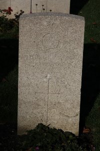 Lijssenthoek Military Cemetery - Monkman, F K