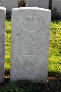Lijssenthoek Military Cemetery - Montgomery, Hugh Boyd