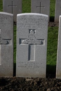 Lijssenthoek Military Cemetery - Moody, Arthur