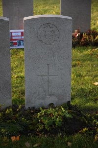 Lijssenthoek Military Cemetery - Mooney, J