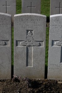 Lijssenthoek Military Cemetery - Moore, A