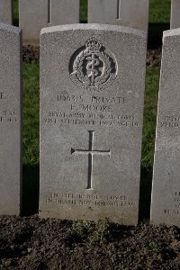 Lijssenthoek Military Cemetery - Moore, Frederick