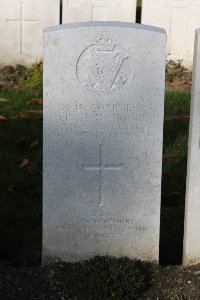 Lijssenthoek Military Cemetery - Moore, Francis