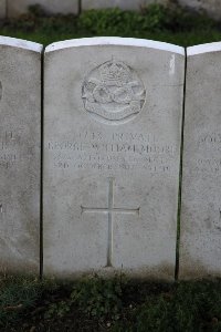 Lijssenthoek Military Cemetery - Moore, George William