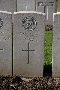 Lijssenthoek Military Cemetery - Moreton, G E