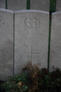 Lijssenthoek Military Cemetery - Morgan, S J