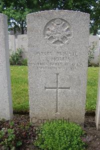 Lijssenthoek Military Cemetery - Morris, S