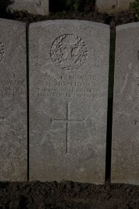 Lijssenthoek Military Cemetery - Morrison, D