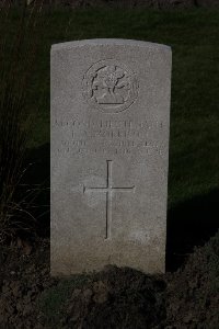 Lijssenthoek Military Cemetery - Morrison, Lachlan Allan