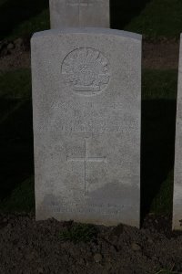 Lijssenthoek Military Cemetery - Moss, Stanley Lancelot
