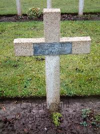 Lijssenthoek Military Cemetery - Mousseault, Edouard