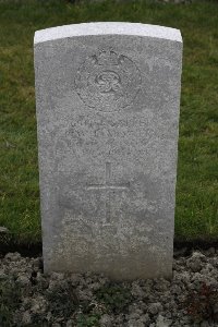 Lijssenthoek Military Cemetery - Mower, Percy William Elves