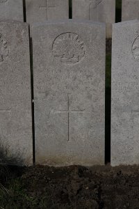 Lijssenthoek Military Cemetery - Mungomery, Gordon