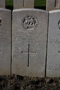 Lijssenthoek Military Cemetery - Munton, F J