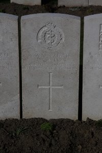Lijssenthoek Military Cemetery - Murray, J Nicholas
