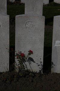 Lijssenthoek Military Cemetery - Murray, Jim