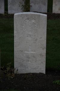 Lijssenthoek Military Cemetery - Myers, Martin