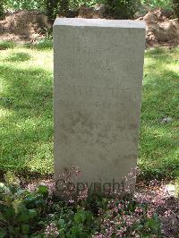 Lijssenthoek Military Cemetery - Nagel, Max
