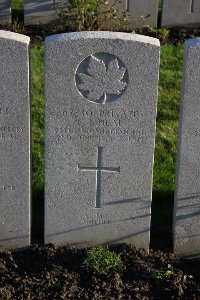 Lijssenthoek Military Cemetery - Neal, Fred James
