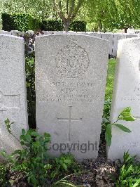 Lijssenthoek Military Cemetery - Newman, John