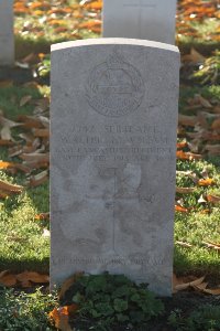 Lijssenthoek Military Cemetery - Newsham, Walter