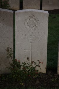 Lijssenthoek Military Cemetery - Newton, A H