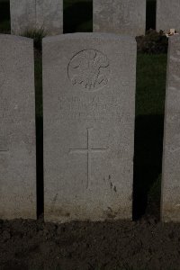 Lijssenthoek Military Cemetery - Nicholas, Richard Brinsley