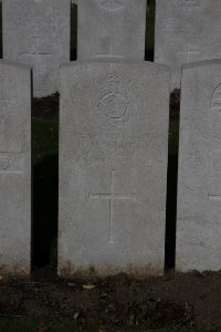 Lijssenthoek Military Cemetery - Nicholls, Walter Henry
