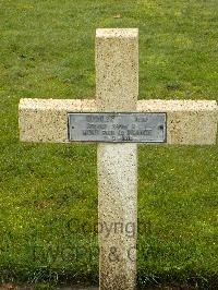 Lijssenthoek Military Cemetery - Nicolas, Jean