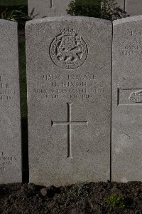 Lijssenthoek Military Cemetery - Nixon, H