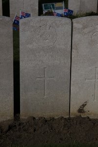 Lijssenthoek Military Cemetery - Nolan, Stephen