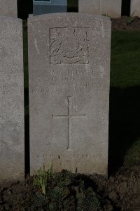 Lijssenthoek Military Cemetery - North, Percy