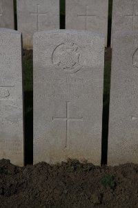 Lijssenthoek Military Cemetery - Nunn, A T