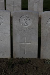 Lijssenthoek Military Cemetery - Ogden, A