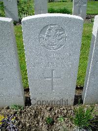 Lijssenthoek Military Cemetery - Ogden, Clement