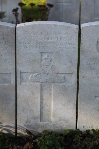 Lijssenthoek Military Cemetery - Oliver, F A