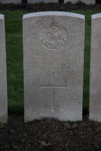 Lijssenthoek Military Cemetery - Oliver, George Rey