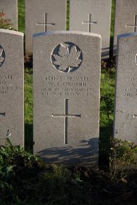 Lijssenthoek Military Cemetery - Osbond, William Lewis