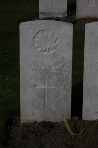 Lijssenthoek Military Cemetery - Osborne, A E