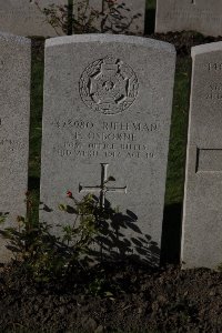 Lijssenthoek Military Cemetery - Osborne, Frank