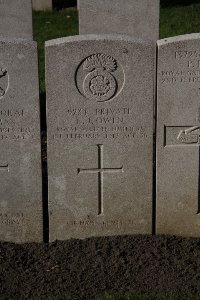 Lijssenthoek Military Cemetery - Owen, E J