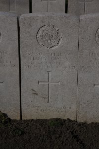 Lijssenthoek Military Cemetery - Owens, Harry