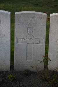 Lijssenthoek Military Cemetery - Owers, George