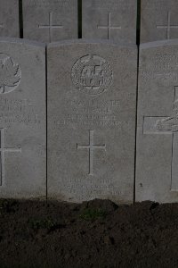 Lijssenthoek Military Cemetery - Page, A J
