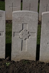 Lijssenthoek Military Cemetery - Page, Charles James