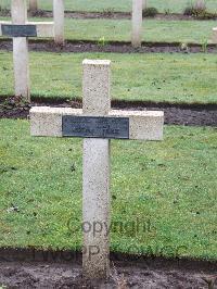 Lijssenthoek Military Cemetery - Paindessous, Marcel