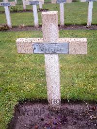 Lijssenthoek Military Cemetery - Plantel, Louis